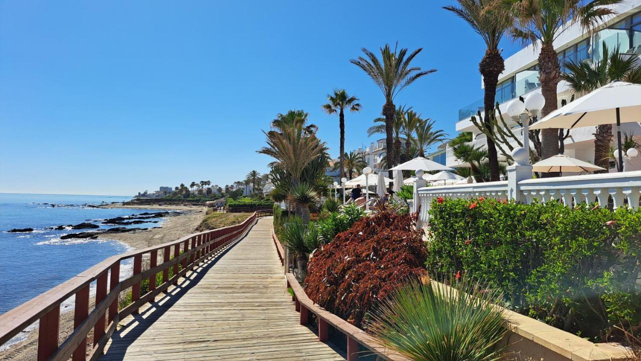 Sunny Golf View Miraflores Appartement *
