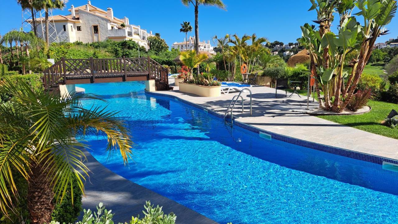 Sunny Golf View Miraflores Apartment Sitio de Calahonda